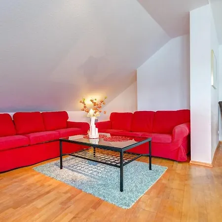 Strandnaehe! Grosse Schoene 3 - 100 Qm - Fuer 6 Personen!! * Heringsdorf (Usedom)