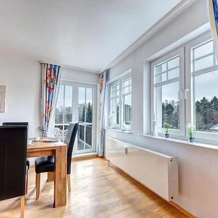 Strandnaehe! Grosse Schoene 3 - 100 Qm - Fuer 6 Personen!! *